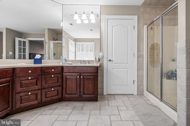 7 SHEFFIELD CT, Medford, NJ 08055