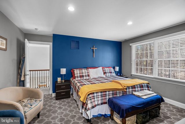 7 SHEFFIELD CT, Medford, NJ 08055