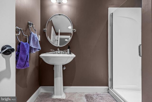 7 SHEFFIELD CT, Medford, NJ 08055