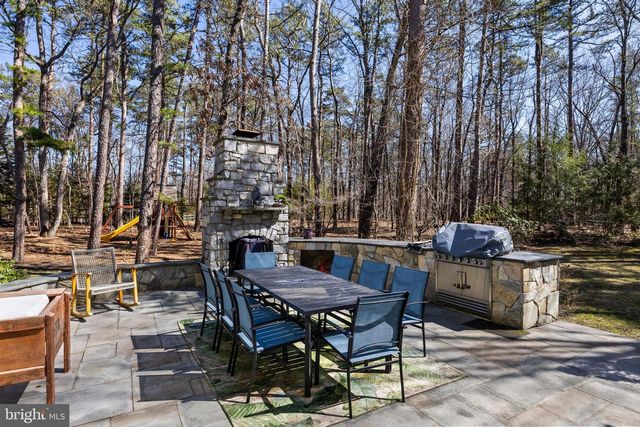 7 SHEFFIELD CT, Medford, NJ 08055