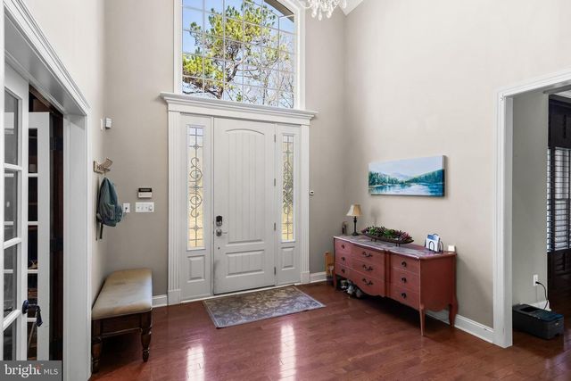 7 SHEFFIELD CT, Medford, NJ 08055