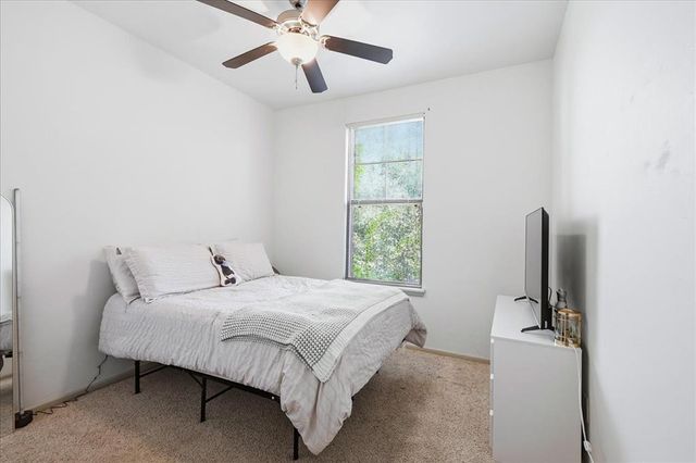 375 Triad Village Drive 14, Norman, OK 73071