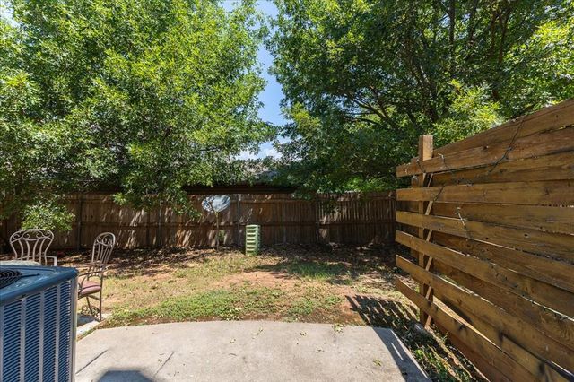 375 Triad Village Drive 14, Norman, OK 73071