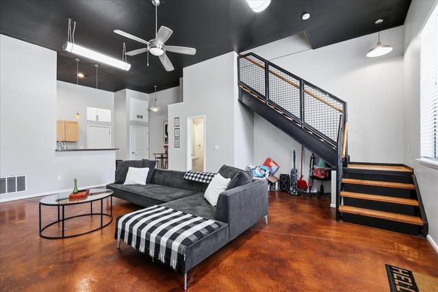 375 Triad Village Drive 14, Norman, OK 73071