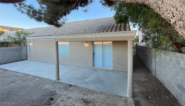7716 Pine Falls Drive, Las Vegas, NV 89149