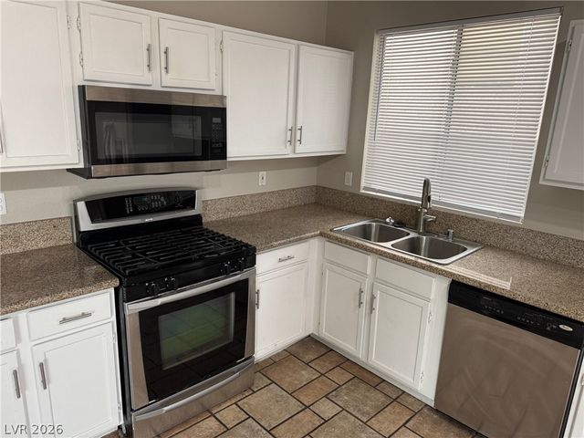 7716 Pine Falls Drive, Las Vegas, NV 89149