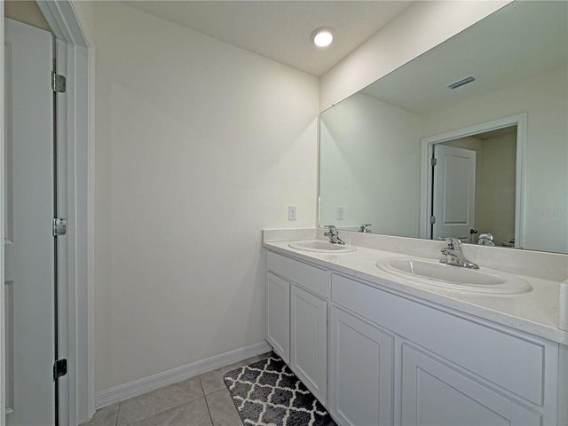 8555 SW 46TH AVENUE, Ocala, FL 34476