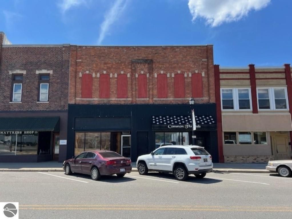 Image 15 of property listing at 109 N Mill Street, St Louis, MI 48880