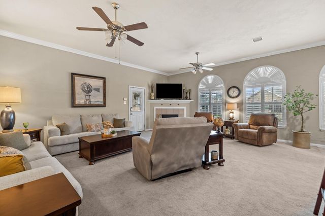 312 Torrey Court, League City, TX 77573