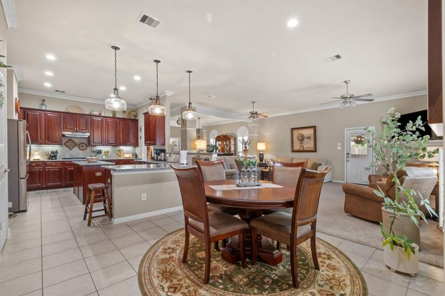 312 Torrey Court, League City, TX 77573