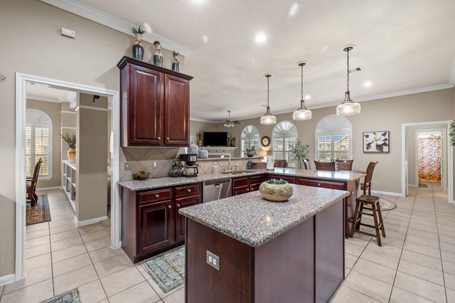 312 Torrey Court, League City, TX 77573