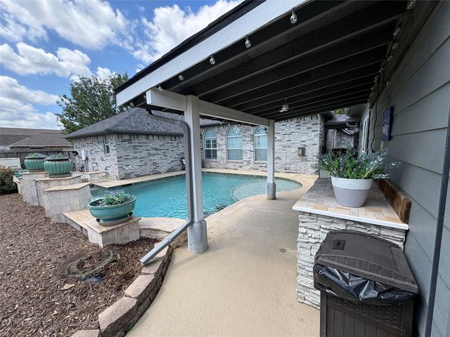 312 Torrey Court, League City, TX 77573
