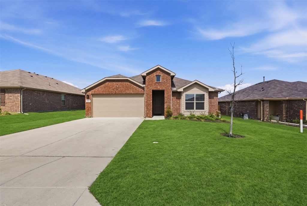 13504 Gunsmoke Lane, Cresson, TX 76035