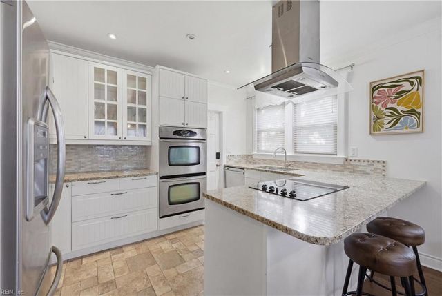 159 W Seaview AVE, Norfolk, VA 23503