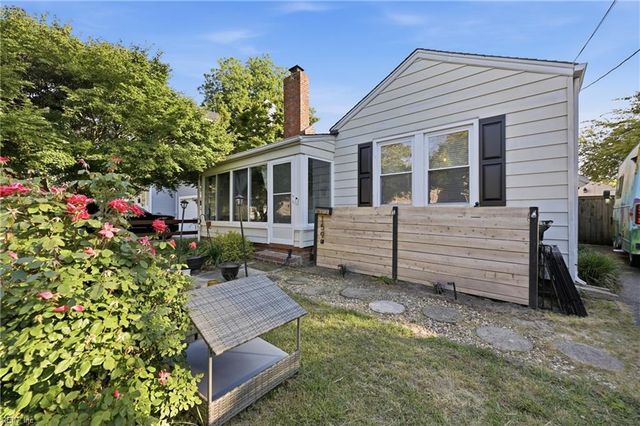 159 W Seaview AVE, Norfolk, VA 23503