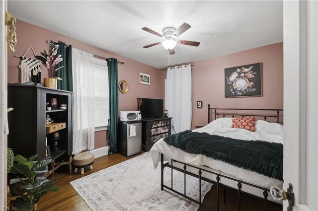 159 W Seaview AVE, Norfolk, VA 23503
