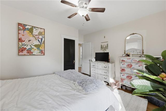 159 W Seaview AVE, Norfolk, VA 23503