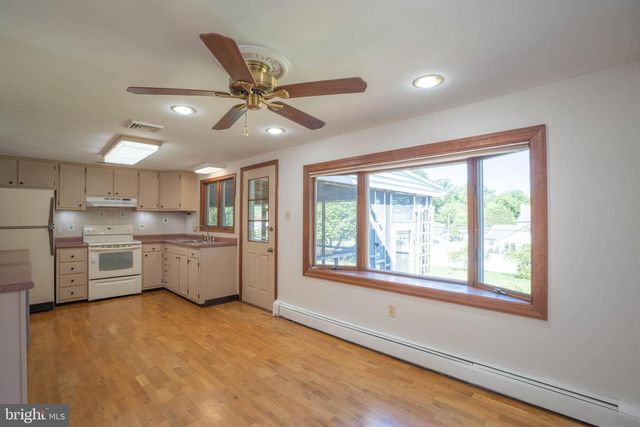 2022 HERRICK AVE, Feasterville Trevose, PA 19053