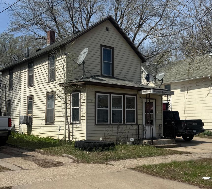 518 7th Avenue NW, Faribault, MN 55021