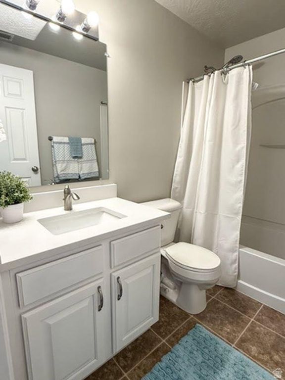 Image 25 of property listing at 1552 E 1350 S #4, Provo, UT 84606