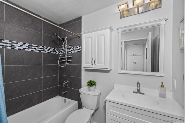 7943 June Lake Dr., San Diego, CA 92119