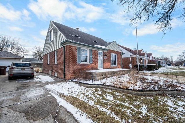 33619 Forest Street, Wayne, MI 48184