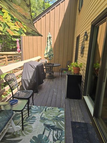 15 Quarry Circle, Milford, NH 03055