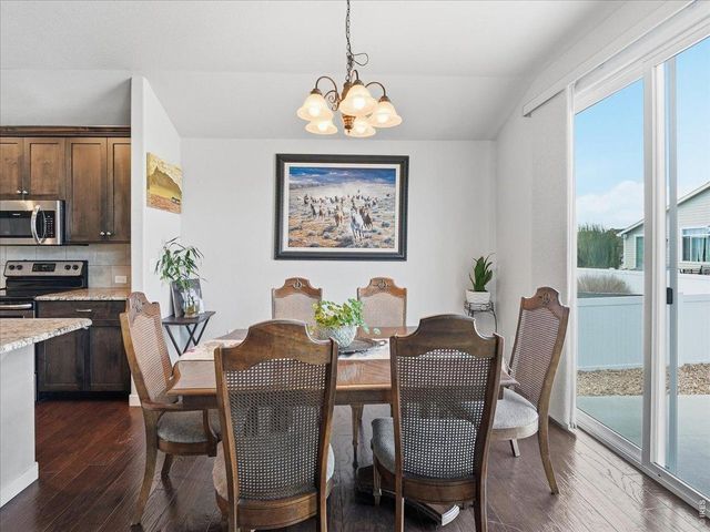 1385 Benjamin Dr, Eaton, CO 80615