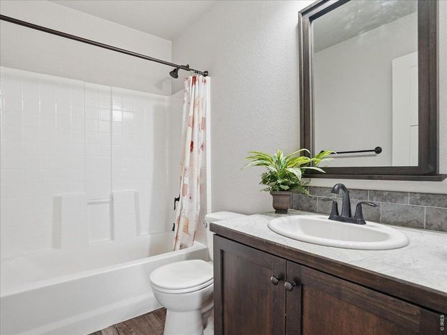 1385 Benjamin Dr, Eaton, CO 80615