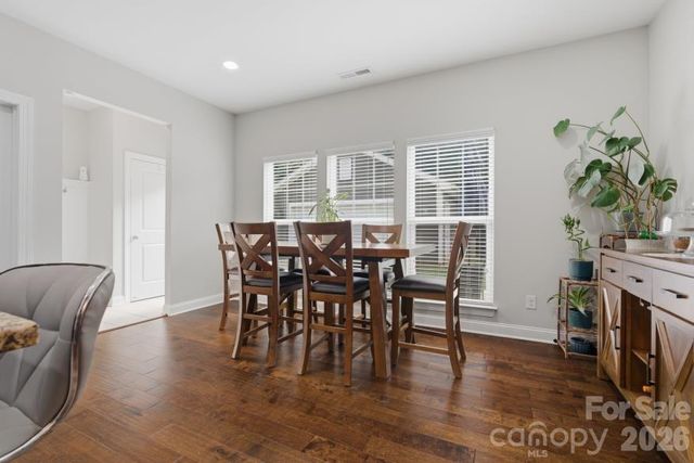 8737 Aspinwall Drive, Charlotte, NC 28216