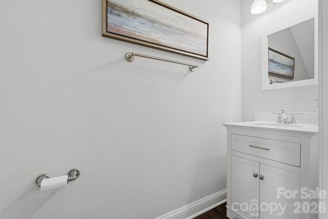 8737 Aspinwall Drive, Charlotte, NC 28216