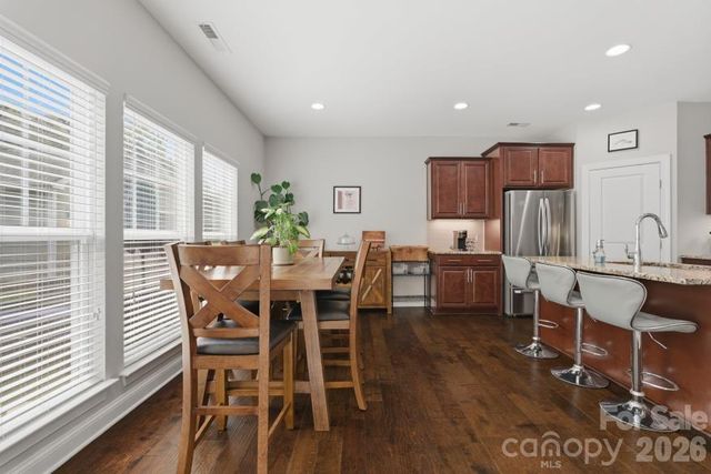 8737 Aspinwall Drive, Charlotte, NC 28216