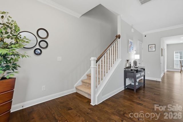 8737 Aspinwall Drive, Charlotte, NC 28216