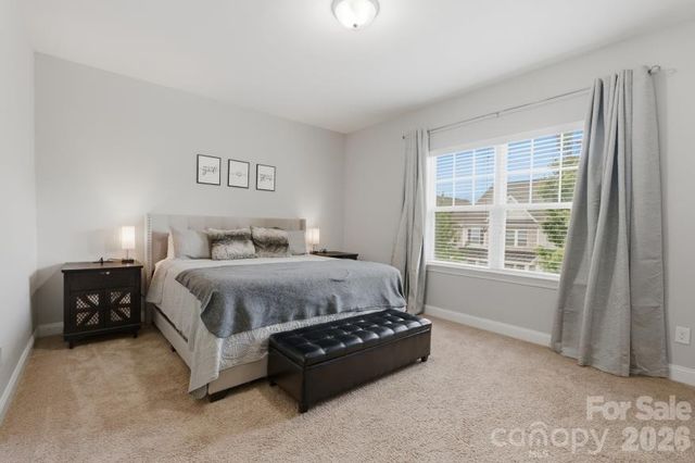 8737 Aspinwall Drive, Charlotte, NC 28216