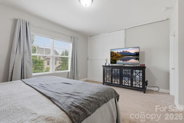 8737 Aspinwall Drive, Charlotte, NC 28216