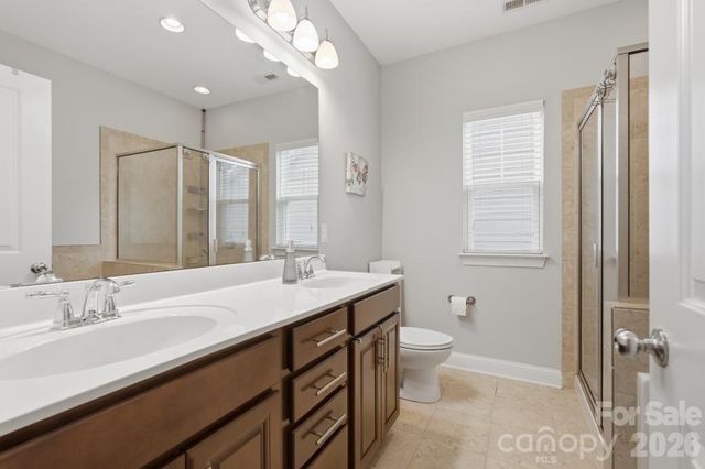 8737 Aspinwall Drive, Charlotte, NC 28216