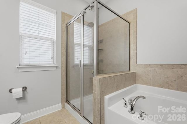 8737 Aspinwall Drive, Charlotte, NC 28216