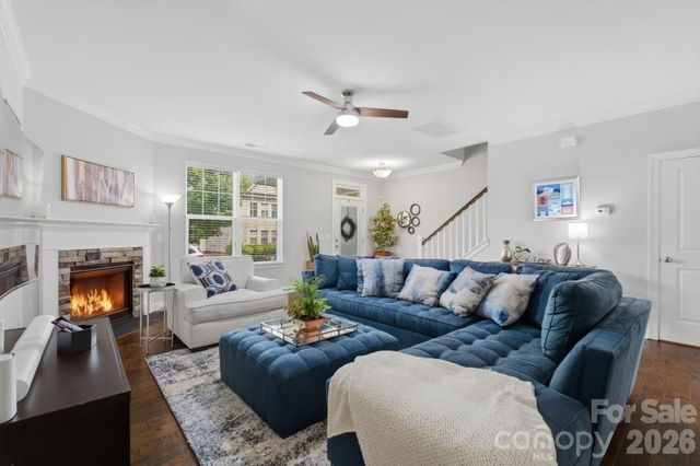 8737 Aspinwall Drive, Charlotte, NC 28216
