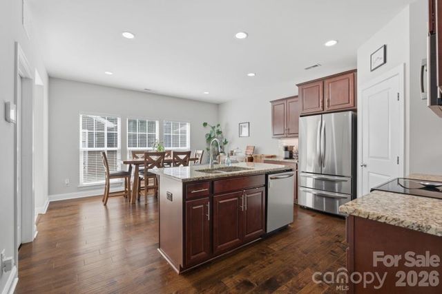 8737 Aspinwall Drive, Charlotte, NC 28216