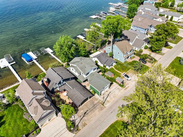 6592 E Waco Drive, Syracuse, IN 46567