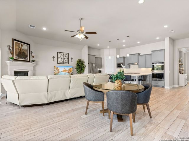 101 El Cielo, Boerne, TX 78006