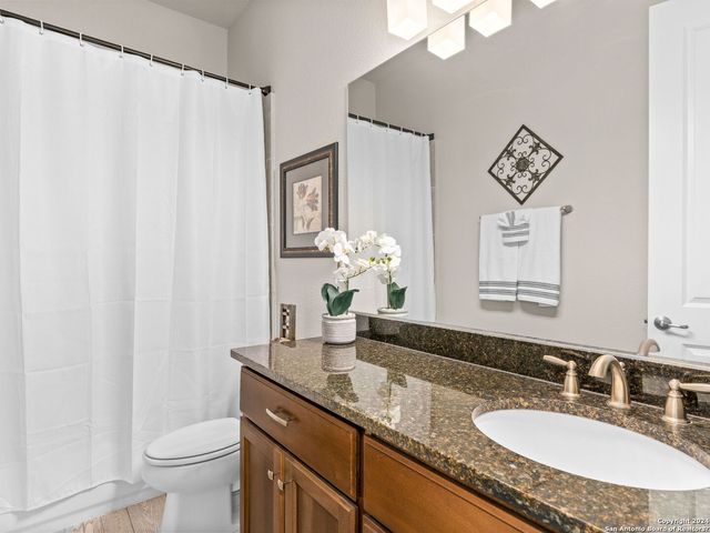 101 El Cielo, Boerne, TX 78006