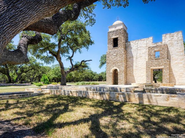 101 El Cielo, Boerne, TX 78006