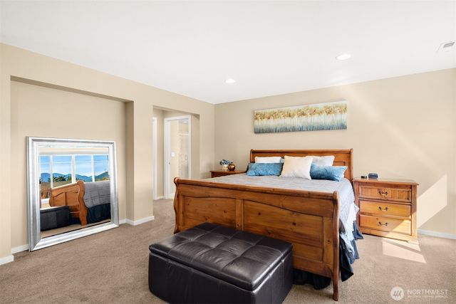 732 SE 11th Street, North Bend, WA 98045