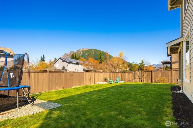 732 SE 11th Street, North Bend, WA 98045