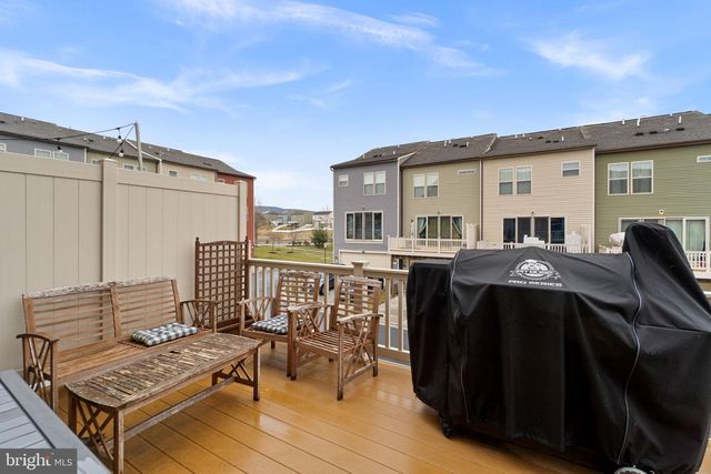 1217 LAWLER DR, Frederick, MD 21702