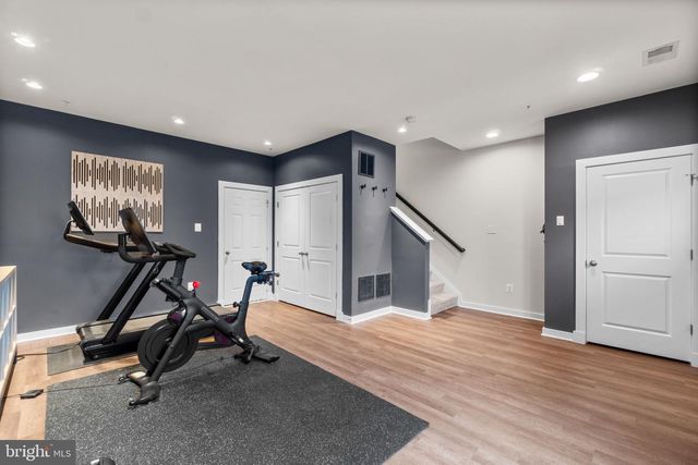 1217 LAWLER DR, Frederick, MD 21702