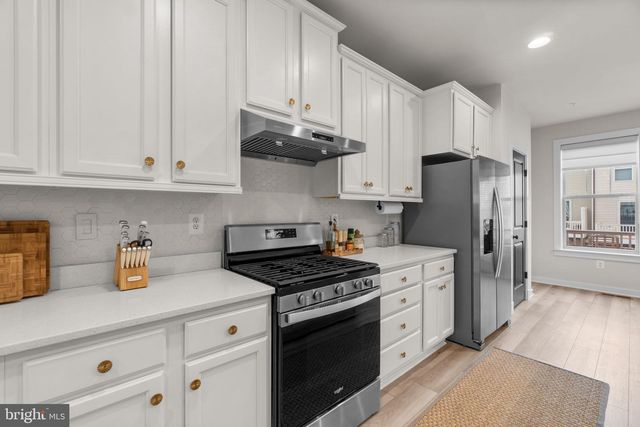 1217 LAWLER DR, Frederick, MD 21702