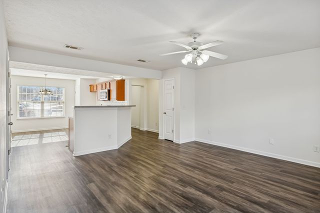 1791 Red Jacket Dr, Antioch, TN 37013