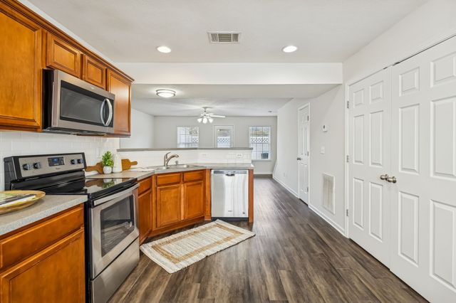 1791 Red Jacket Dr, Antioch, TN 37013